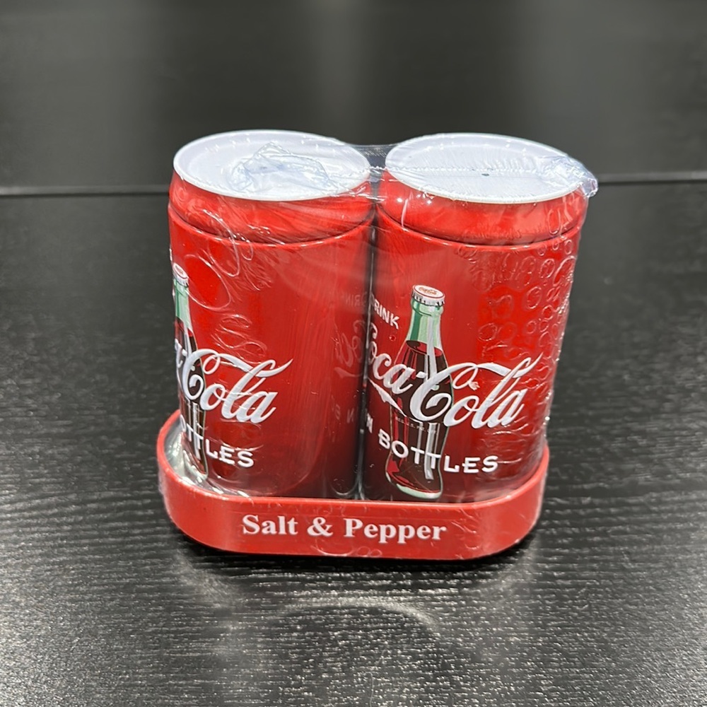 Coca Cola Vintage Style Can Salt and Pepper Shakers